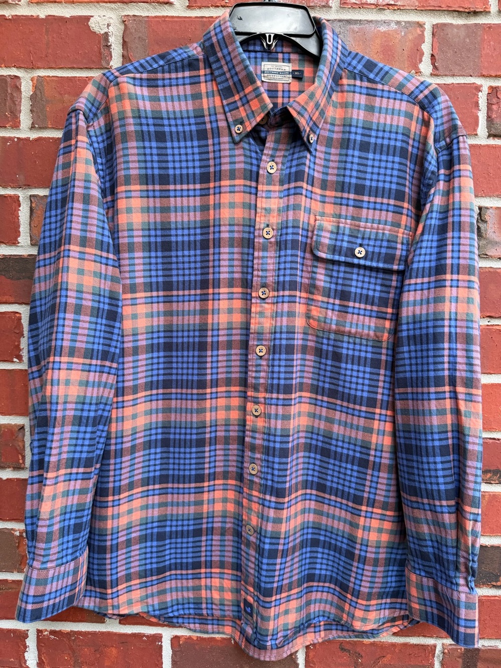 Southern Marsh Newhaven XL Plaid Flannel Blue Orange Plaid Button-Down Shirt M8